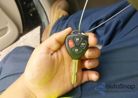 2011 Toyota Camry Le из США, поврежденный, VIN 4T1BF3EK7BU593365